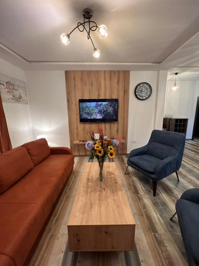 Apartment Marteli Tivat Bagian luar foto
