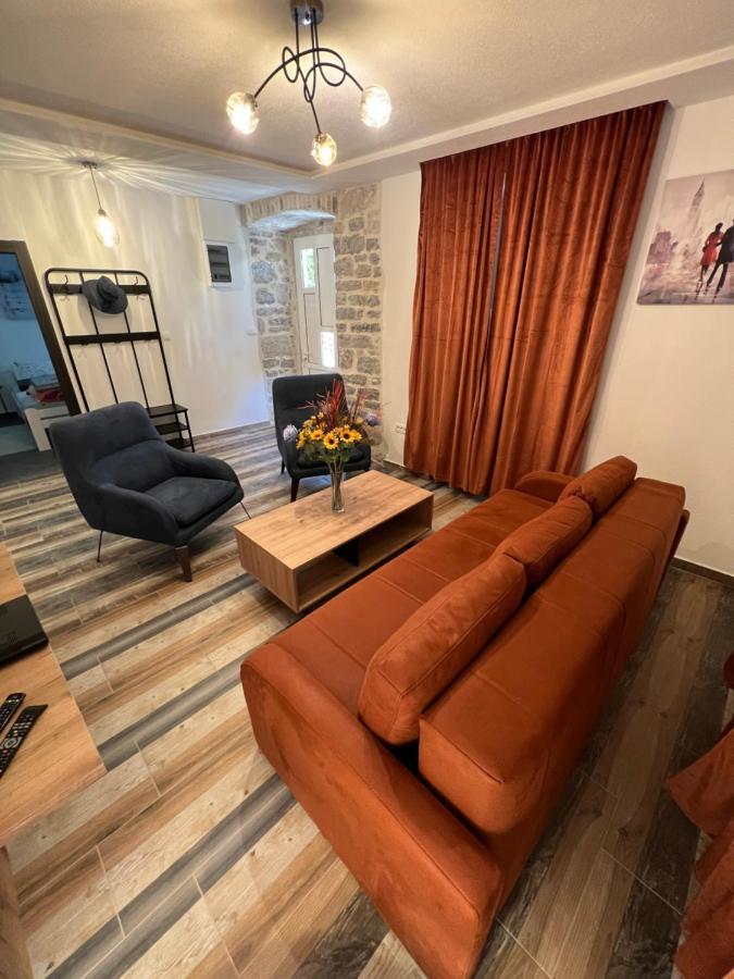 Apartment Marteli Tivat Bagian luar foto