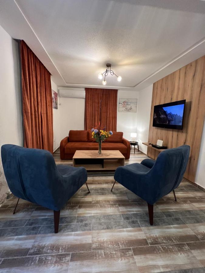 Apartment Marteli Tivat Bagian luar foto
