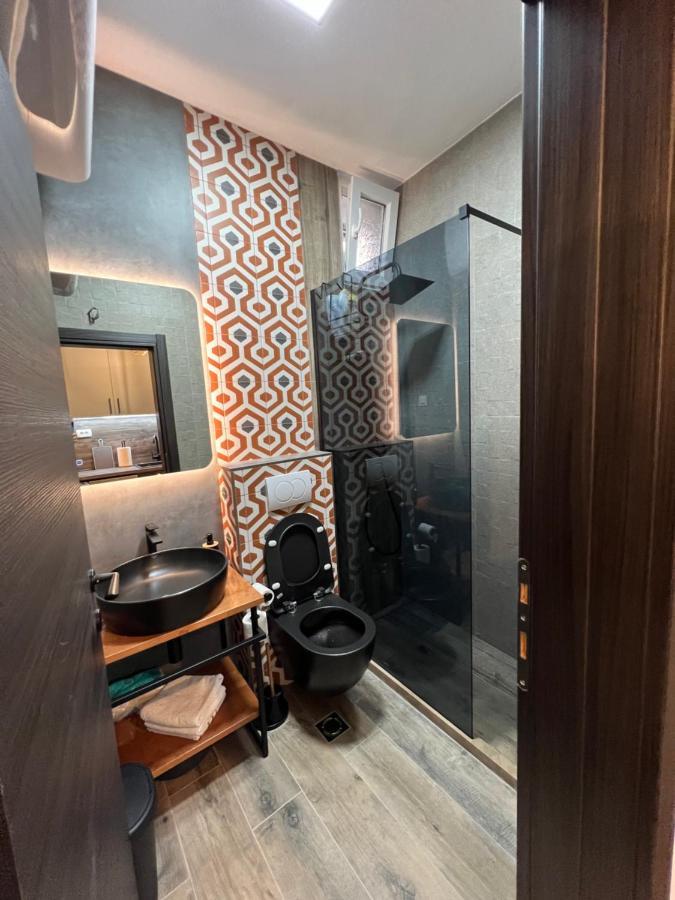 Apartment Marteli Tivat Bagian luar foto