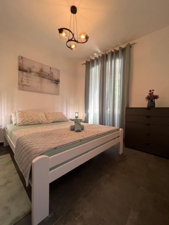 Apartment Marteli Tivat Bagian luar foto
